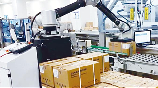 无人化时代已至，机器人码垛机助力企业实现高效生产